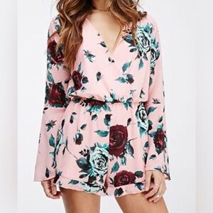 Forever 21 Floral Print Shorts Romper Womens Size Small Pink & Green V Neck